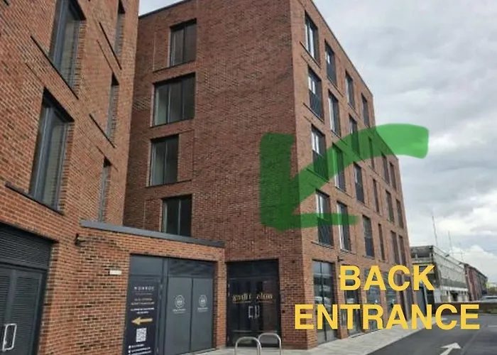 Διαμέρισμα Bali Escape, 2bed 2bath, Center & Stadium 10 Mins *