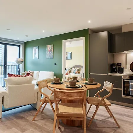 Island Vibes 2br 2bath, Centre & Stadium 10 Mins * Leeds (West Yorkshire)