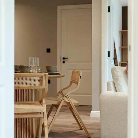 Island Vibes 2br 2bath, Centre & Stadium 10 Mins Appartement